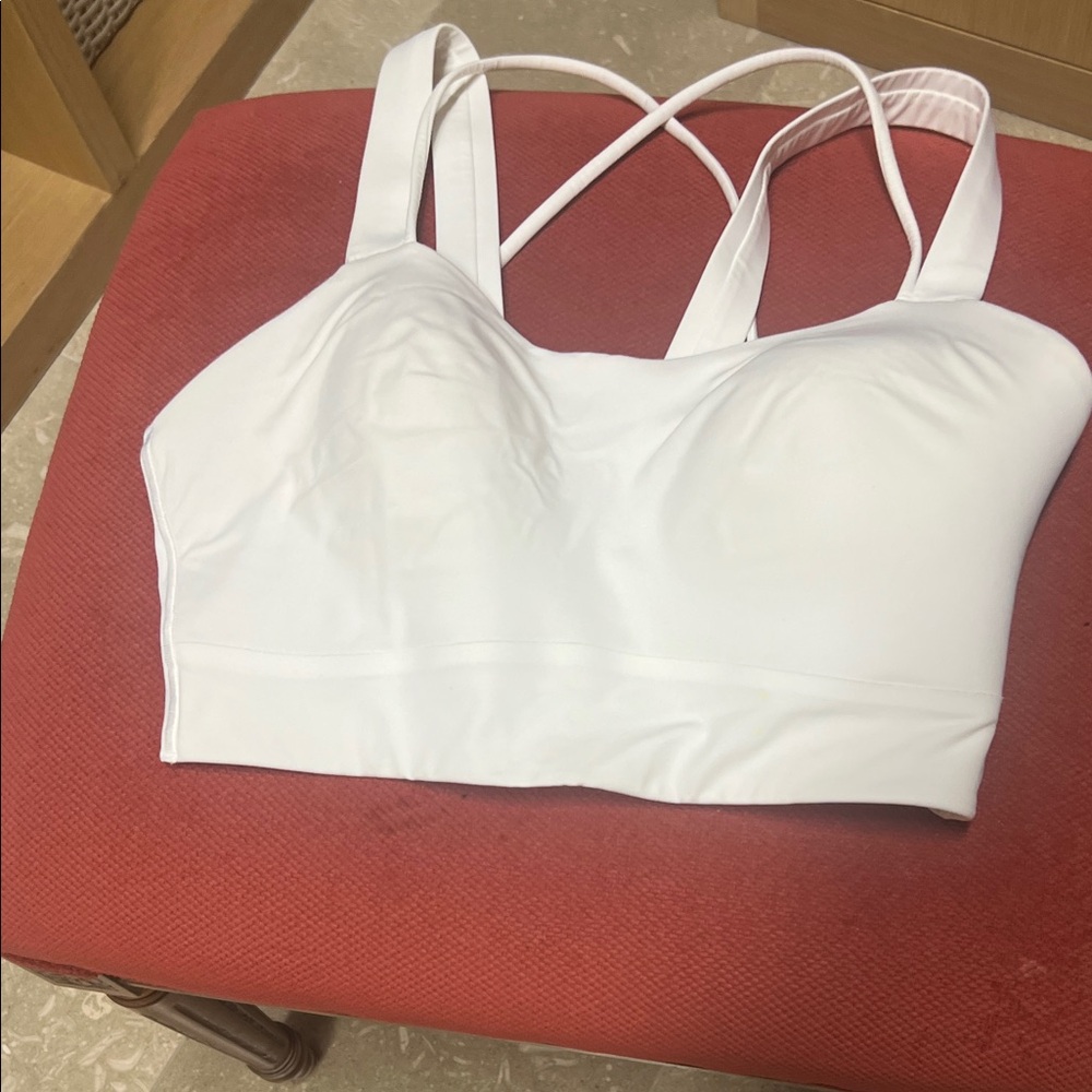 White Women's lululemon sports bra
